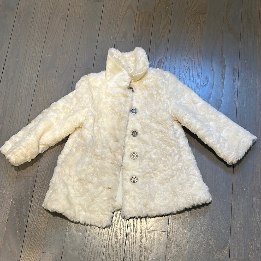 United Colors of Benetton faux fur coat y.